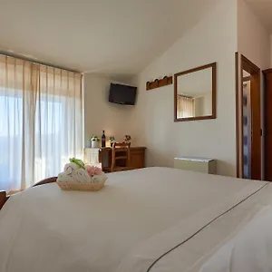 Casanova - Wellness Center La Grotta Etrusca Hotel San Quirico d'Orcia