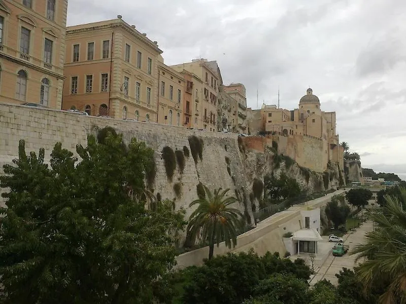 Sardinia Domus Hotel Cagliari Bed & Breakfast